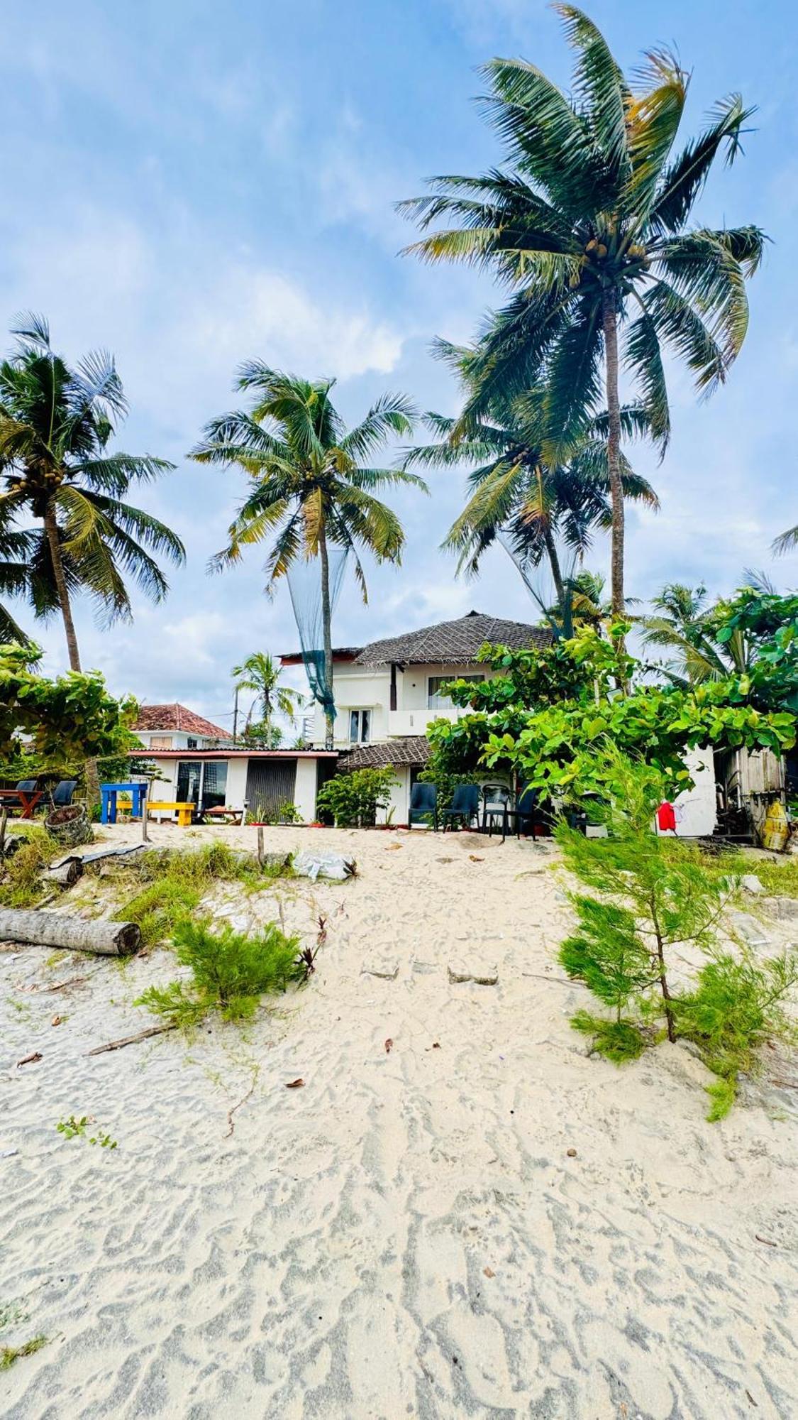 Alappuzha Alivious Beach Homestay מראה חיצוני תמונה